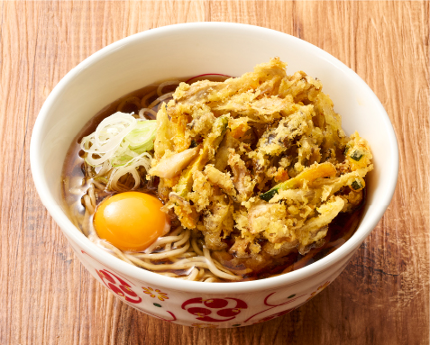 秋の味覚かき揚げ天玉そば ￥770（税込）